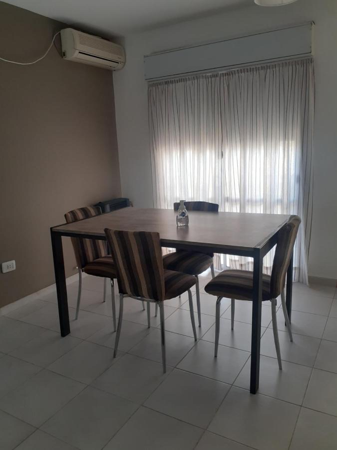 Departamento Witcomb Con Estacionamiento Apartment Bahia Blanca Exterior photo